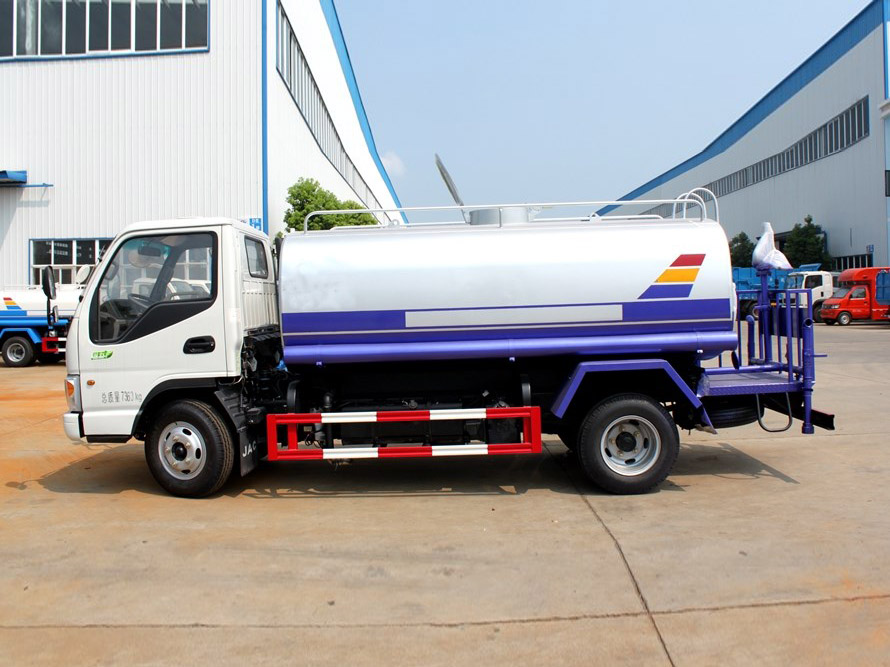 ����5����ˮ܇