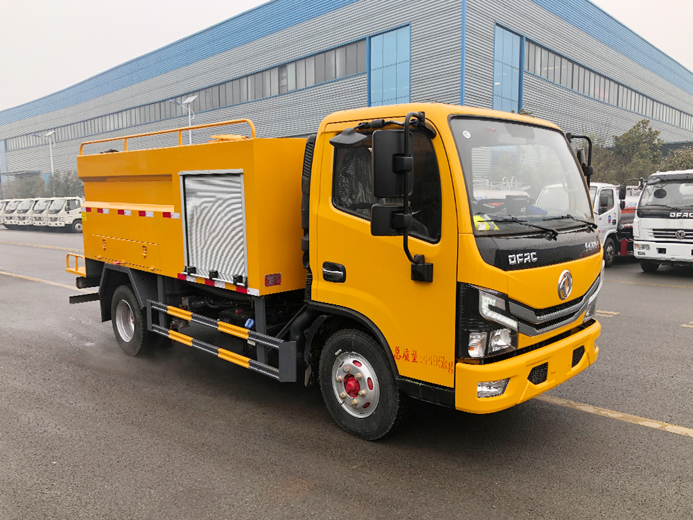 �|�L(f��ng)С�������߉���ϴ܇