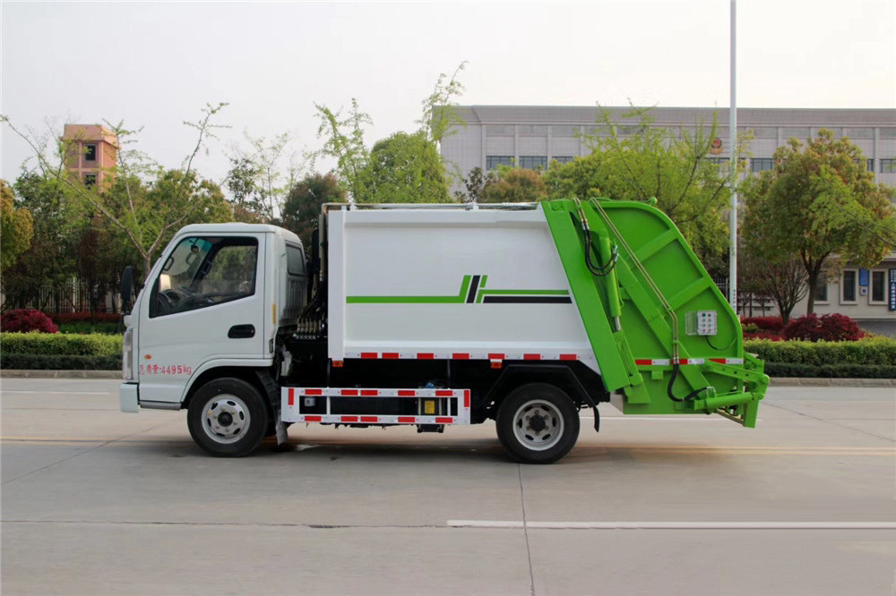 ����4���� �{�ƄP�R ���s����܇