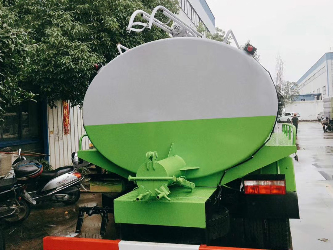 �|�L(f��ng)����8�����S܇